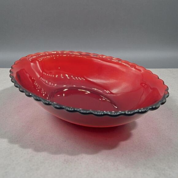 Anchor Hocking Royal Ruby Red Oval Scalloped Bowl - Picture 2 of 6